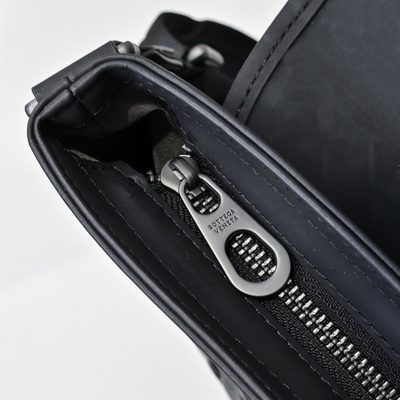 Bottega Veneta Veneto messenger bag — 7