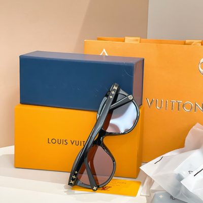 LV Sunglasses — 3
