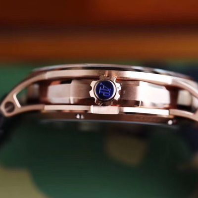 AP Watch — 6