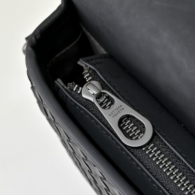 Bottega Veneta messenger bag — 7