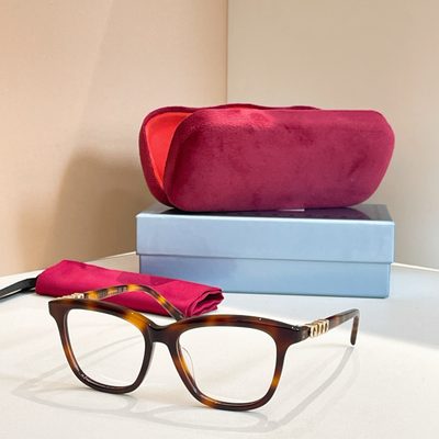 Gucci Sunglasses — 3