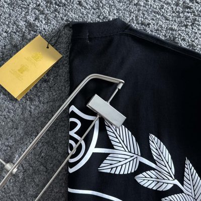Burberry T-Shirt — 7