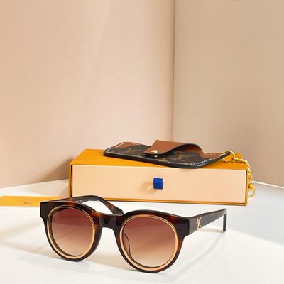 LV Sunglasses — 6
