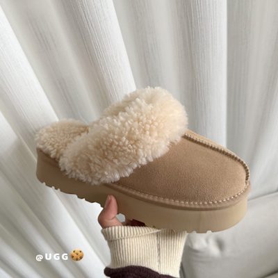 UGG platform slipper — 3