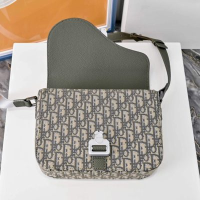 Dior Saddle Messenger Bag — 6