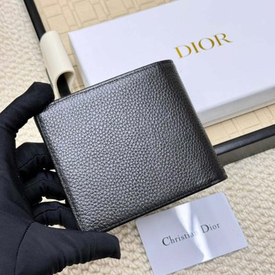 Accessories — 3