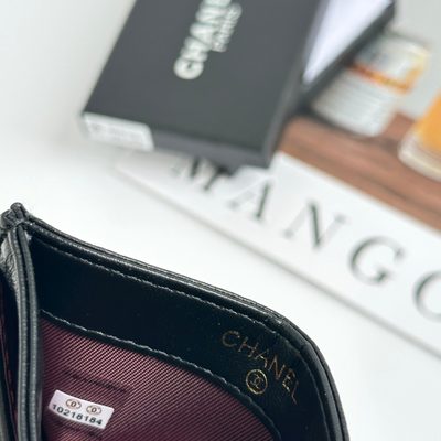 Chanel card holder — 6