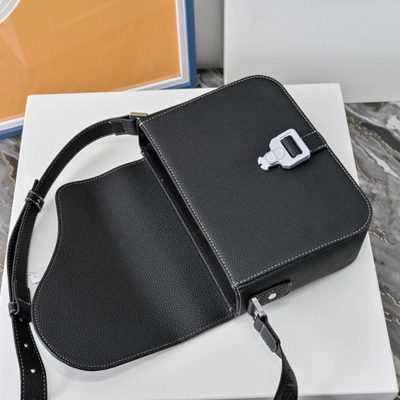 Dior Saddle Messenger Bag — 7
