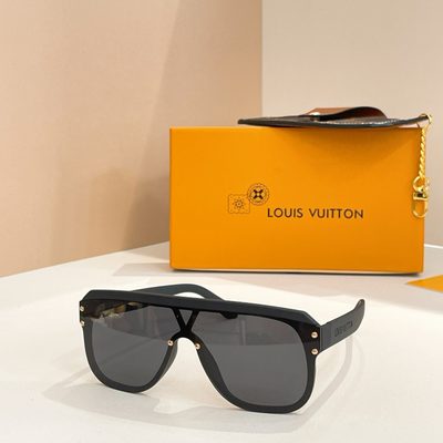 LV Sunglasses — 3