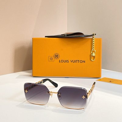 LV Sunglasses — 4