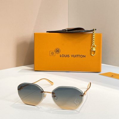 LV Sunglasses — 5