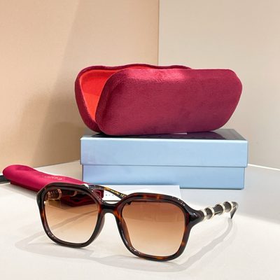 Gucci Sunglasses — 3