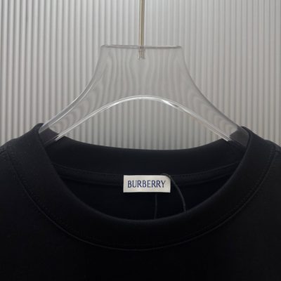 T-Shirt — 4