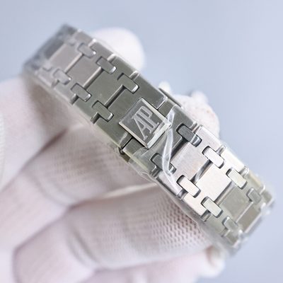 AP Watch — 9