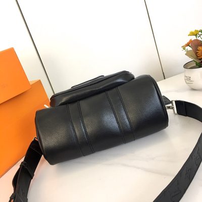 Louis Vuitton Bag — 8