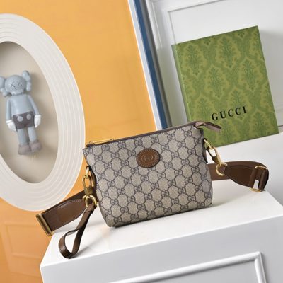 Gucci Interlocking G Messenger bag