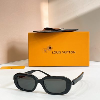 LV Sunglasses — 9