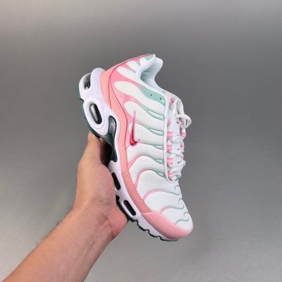 Nike Air Max Plus trainers — 3