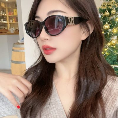 YSL Sunglasses — 7