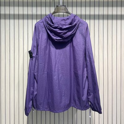 Stone Island — 6