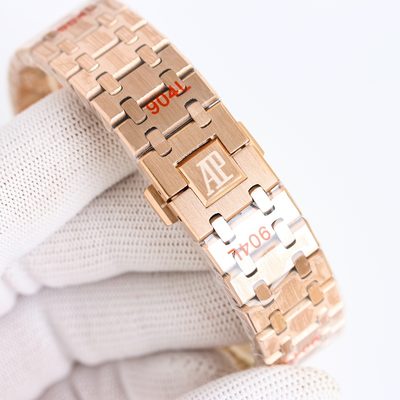 AP Watch — 8