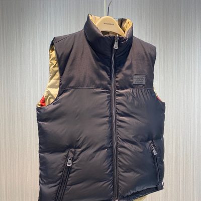 Burberry Romford Reversible Down Puffer Gilet — 7