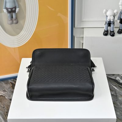 Bottega Veneta messenger bag — 5