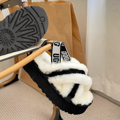UGG Women's Disco Cross Slide — 6