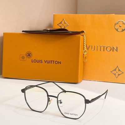 LV Sunglasses — 9