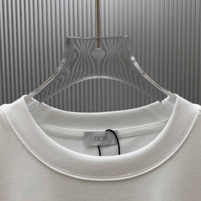 T-Shirt — 4