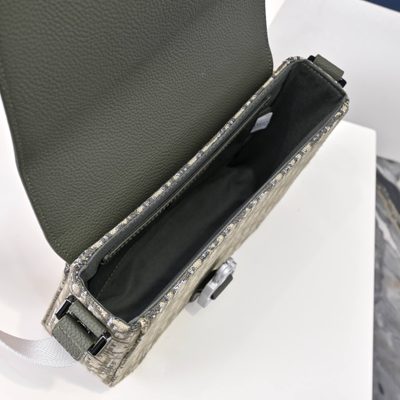 Dior Saddle Messenger Bag — 8