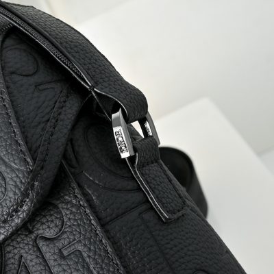 Dior Hit the Road messenger bag — 7