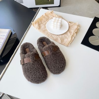 UGG clog slippers — 3