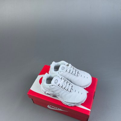 Nike Air Max Plus trainers — 9