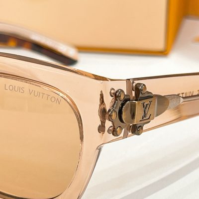 LV Sunglasses — 9