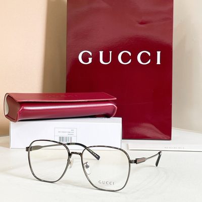 Gucci Sunglasses — 3