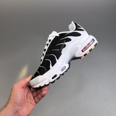 Nike Air Max Plus trainers — 3