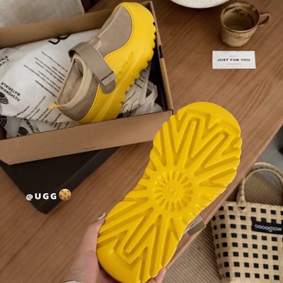 UGG PeakMod Lowcut slip-on sneakers — 9