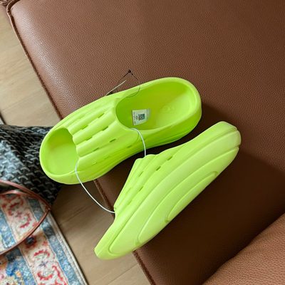 UGG Women's Foamo Slides — 7
