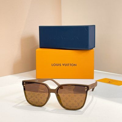 LV Sunglasses — 4