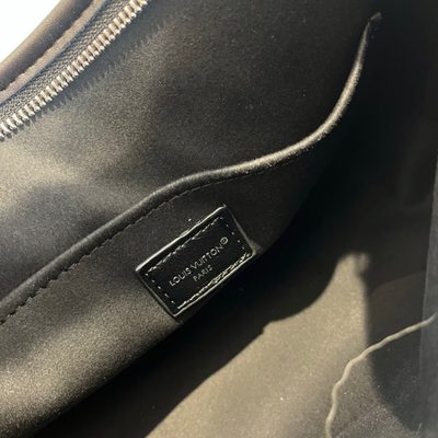 Louis Vuitton Bag — 7