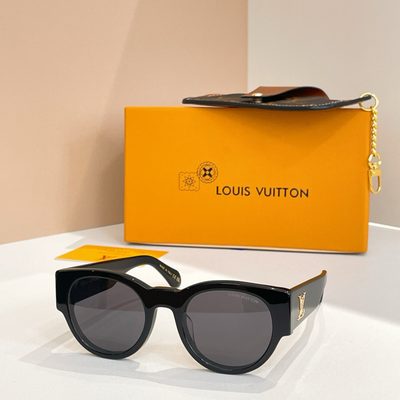 LV Sunglasses — 5