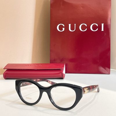 Gucci Sunglasses — 9