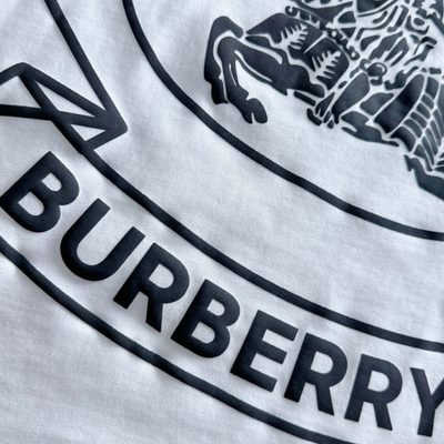 Burberry T-Shirt — 8