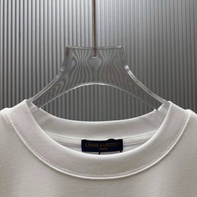 T-Shirt — 4