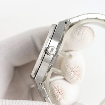 AP Watch — 5