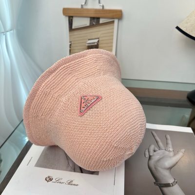 Prada bucket hat — 6