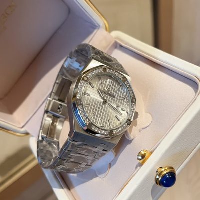 AP Watch — 3