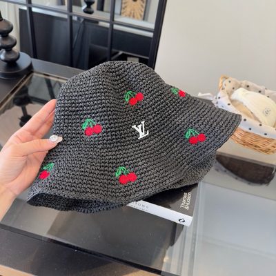 LV bucket hat — 6