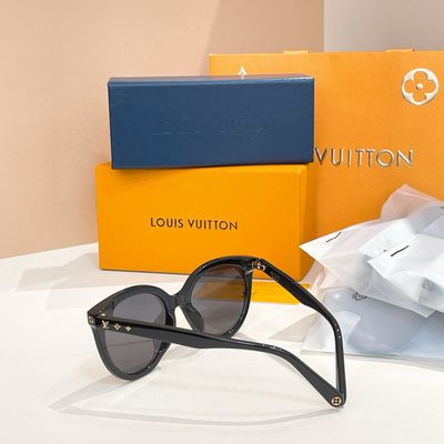 LV Sunglasses — 5